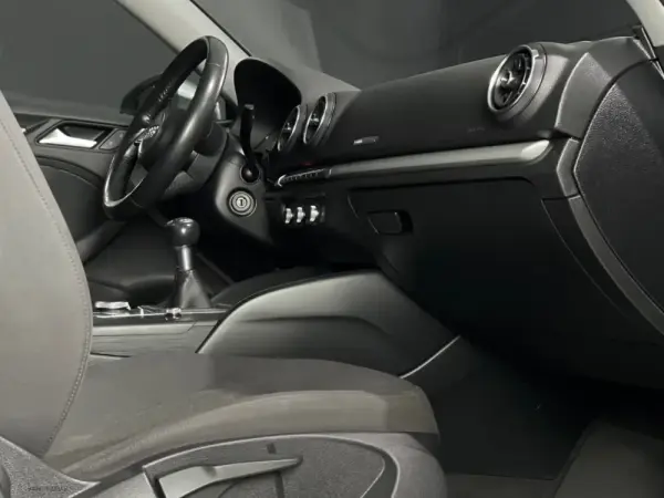 Audi A1 Sportback 1.6 TDI 4