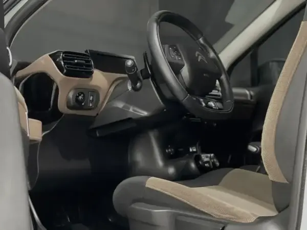 Citroën C4 Cactus 1.6 HDI ETG6 2