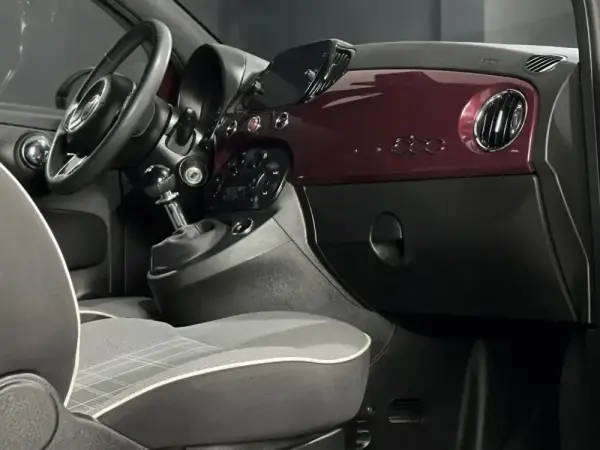 Fiat 500 1.0 Hybrid Lounge 4