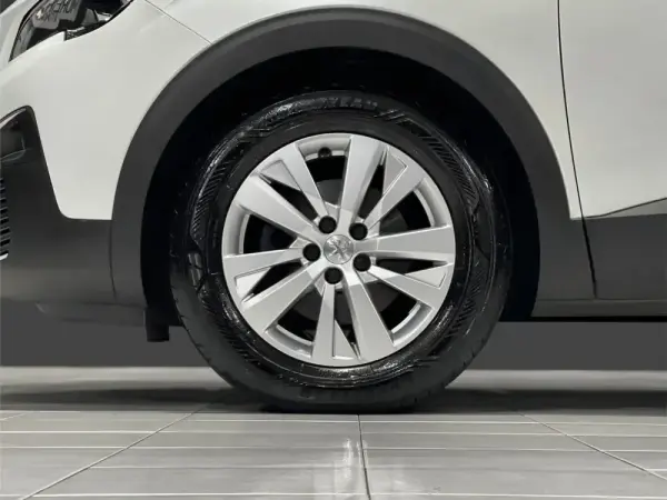 Peugeot 3008 1.5 BlueHDi Active 13