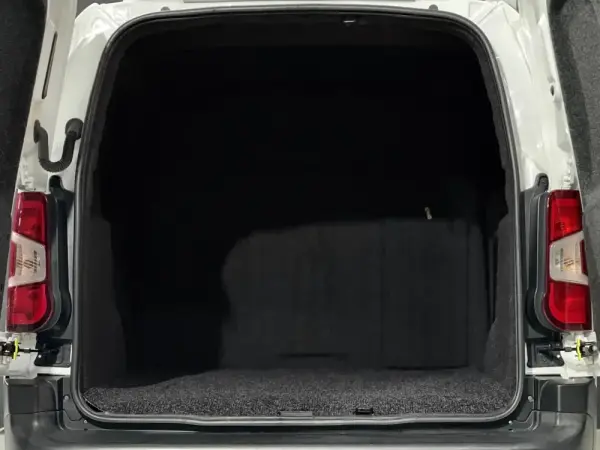 Peugeot e-Partner 1.5 BlueHDi Pre 11