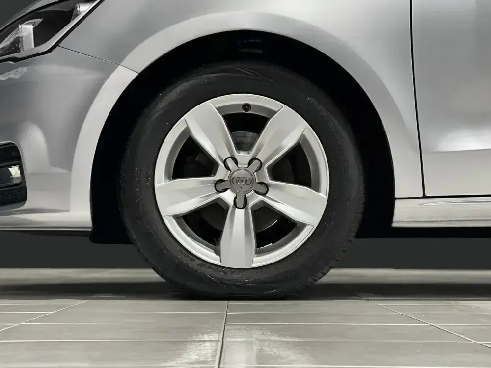 Audi A1 Sportback 1.0 TFSI 12