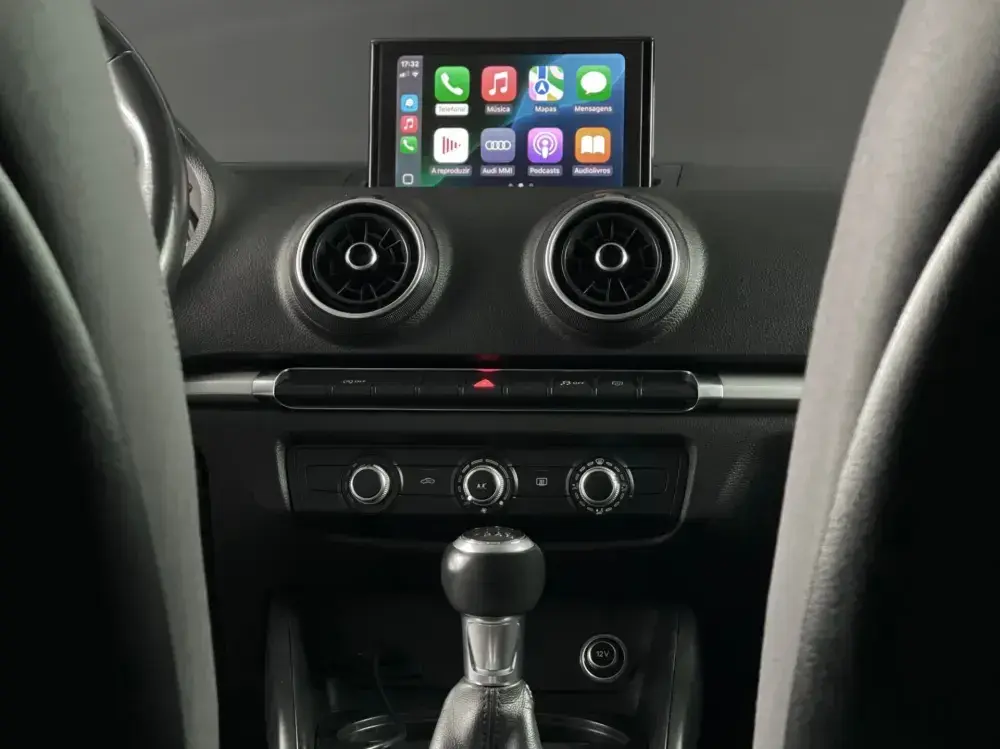 Audi A1 Sportback 1.6 TDI 11