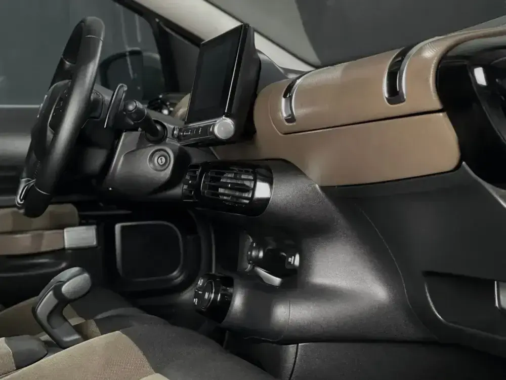 Citroën C4 Cactus 1.6 HDI ETG6 8