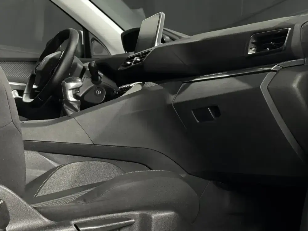 Peugeot 3008 1.5 BlueHDi Active 2