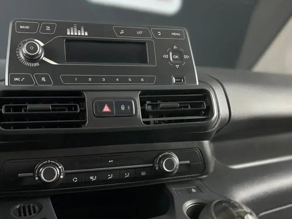 Peugeot e-Partner 1.6 BlueHDi L1 Pro 6